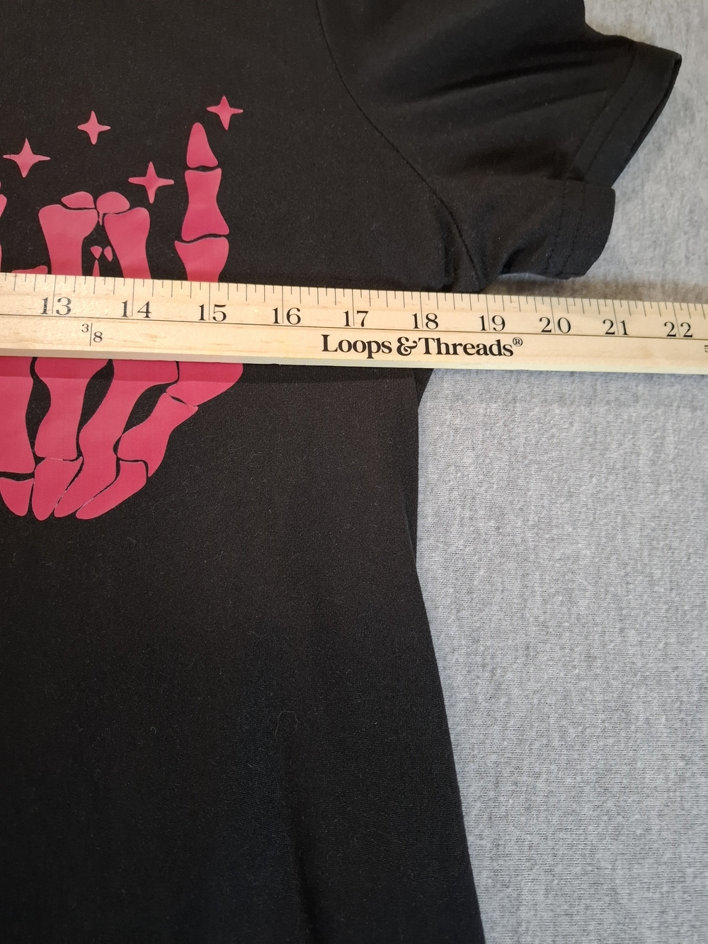 Women's Size S Black Short Sleeve Tee with Pink Skeleton Hand Graphic - Picture 3 of 7